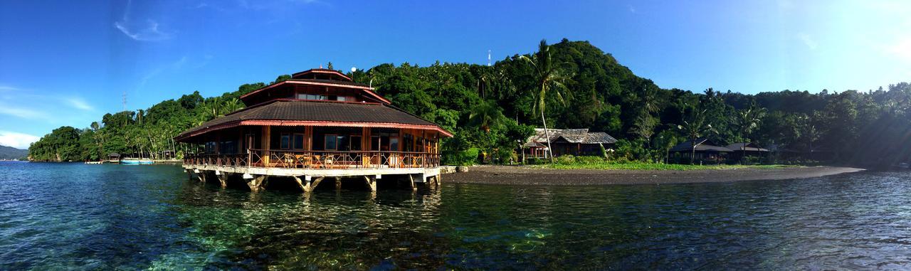 Kungkungan Bay Resort Bitung Exterior foto